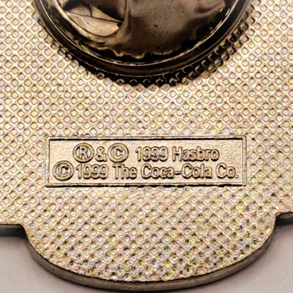 Vintage McDonald's Coca-Cola Monopoly Lapel Pin - Picture 4 of 5